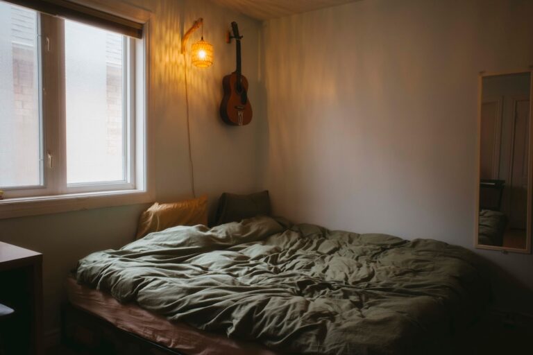 Ce ce nu e bine să dormi cu capul spre ușă