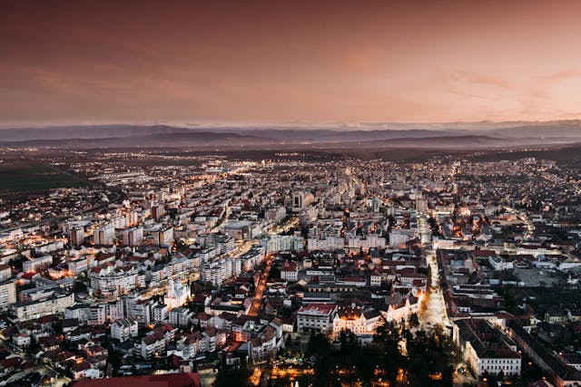 Business în România – Oportunități reale, provocări majore și direcția anilor următori